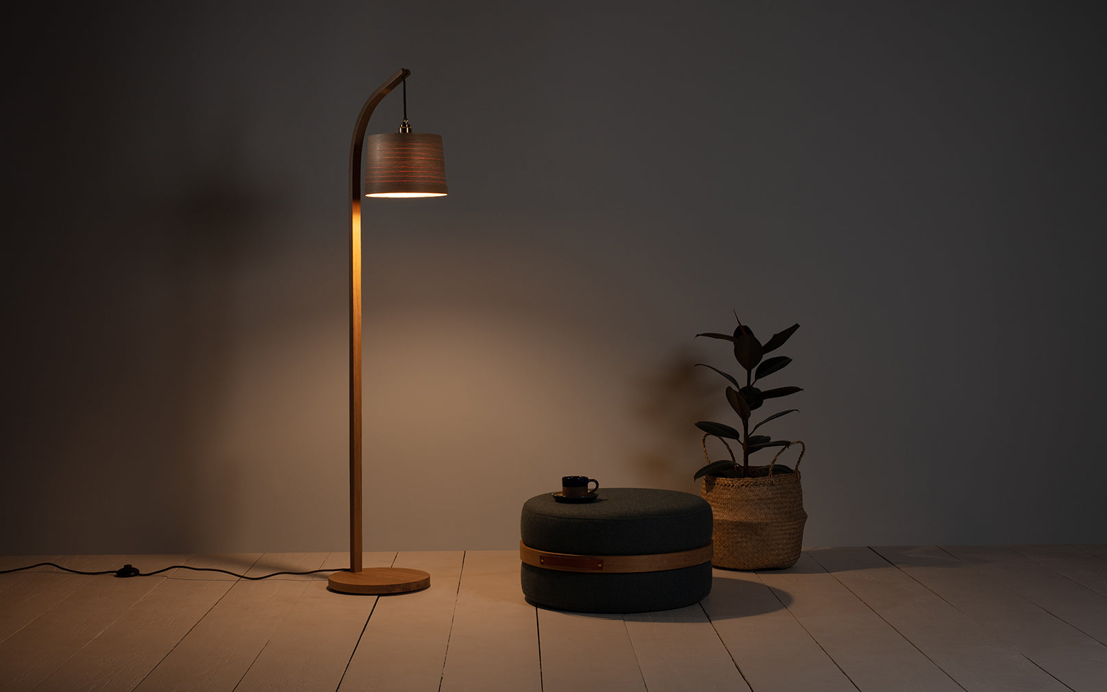 Tom floor deals lamp